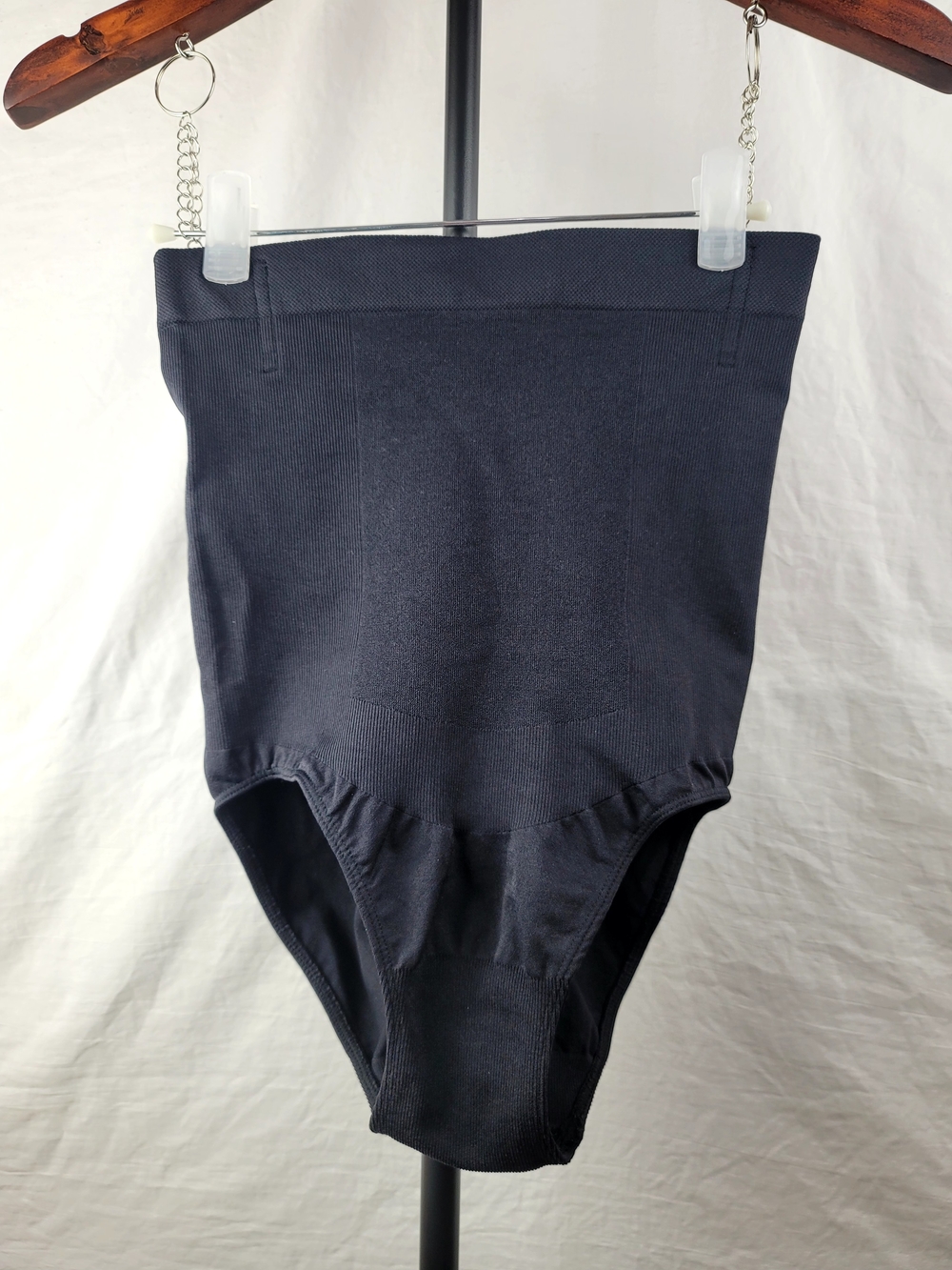 NWOT Shapermint Essentials High Waisted Shaper Panty M/L Black